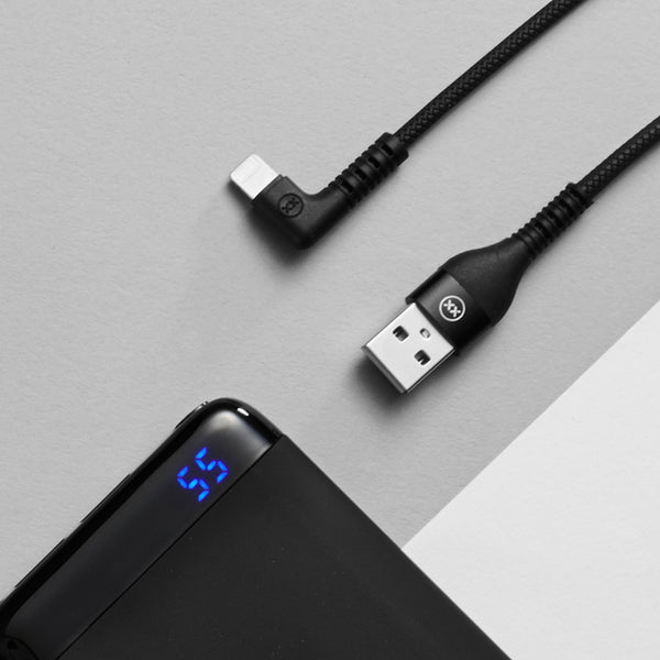 90 degree Lightning cable in black