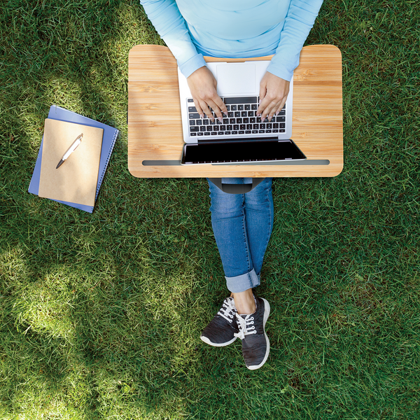 Minimalist best sale laptop desk